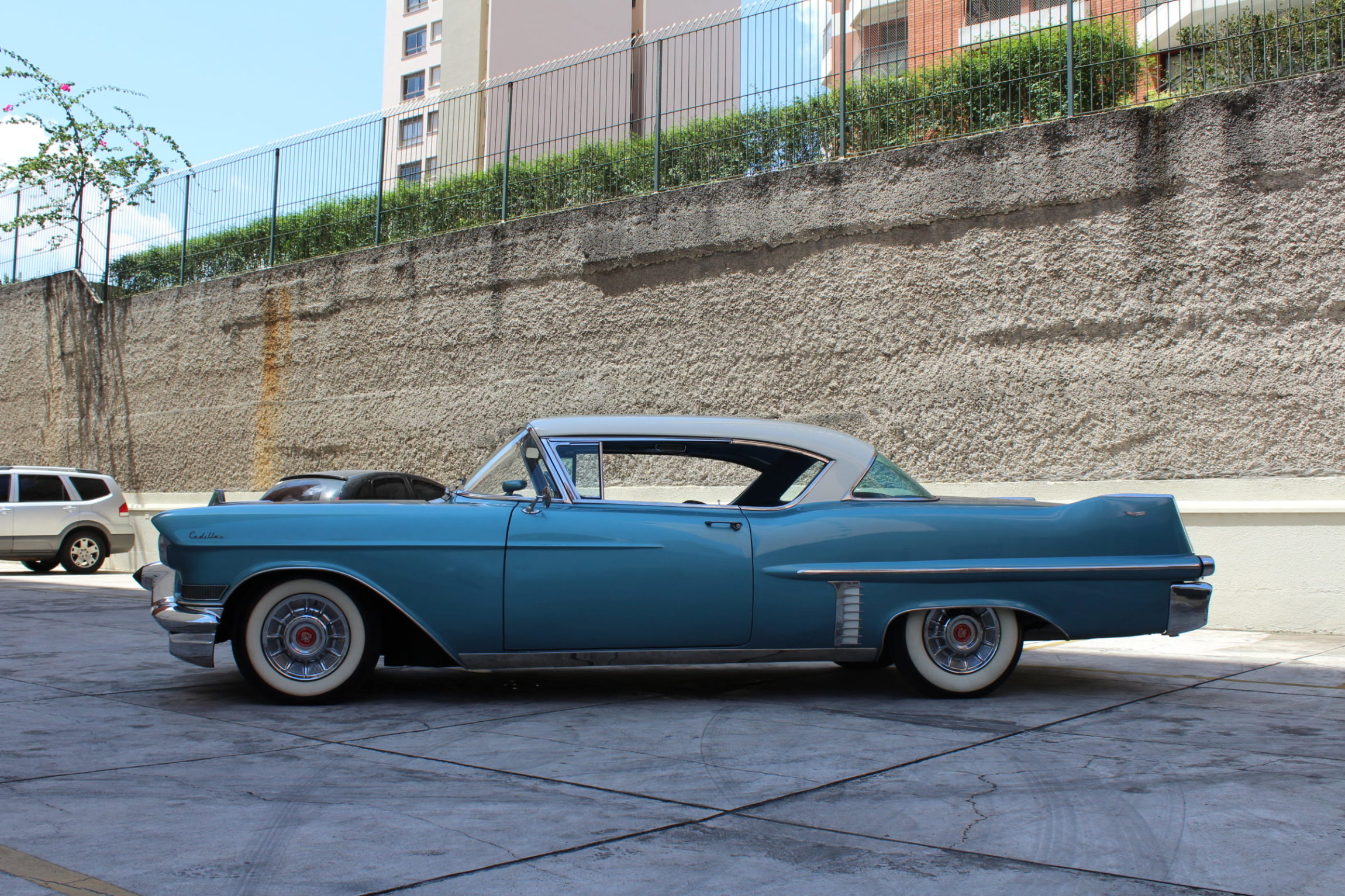 1957-CADILLAC-COUPE-DEVILLE-thegarage