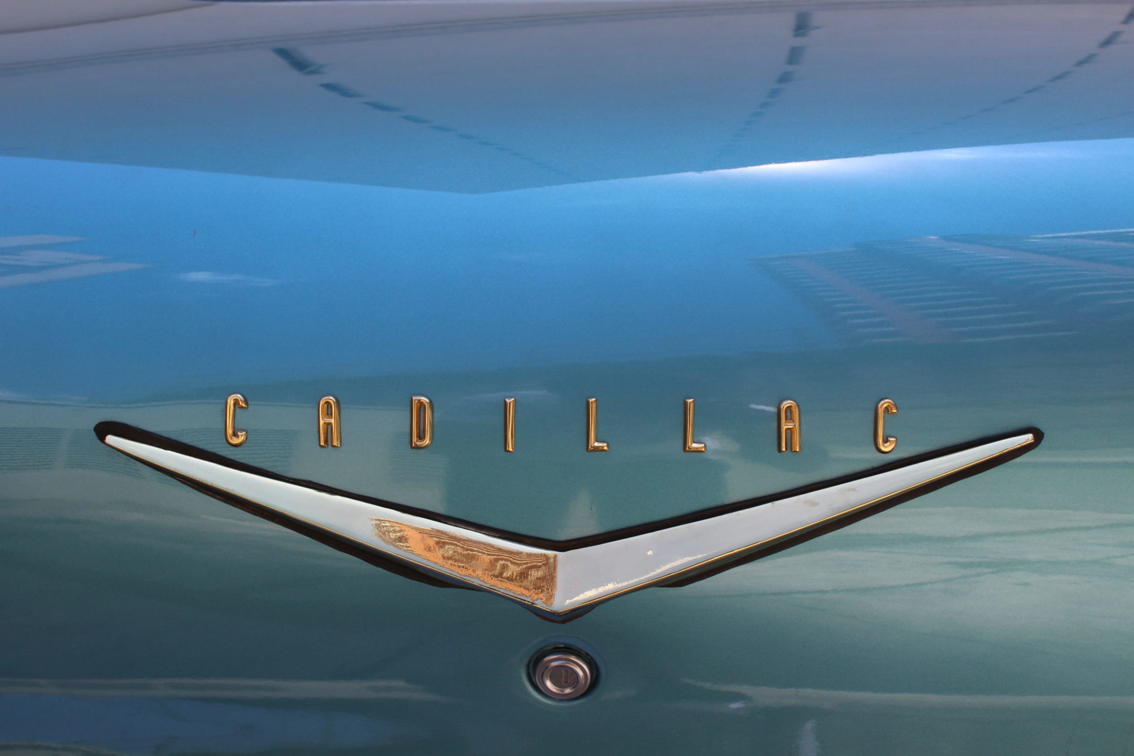 1957-CADILLAC-COUPE-DEVILLE-thegarage