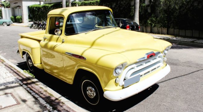 1957-Chevrolet-Marta-Rocha-loja-de-carros-antigos-the-garage-08