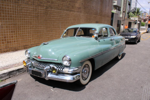 1951-Mercury-Eight-thegarage