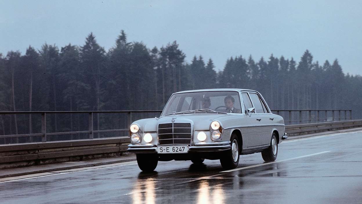 MERCEDES-BENZ 300 SEL 6.3