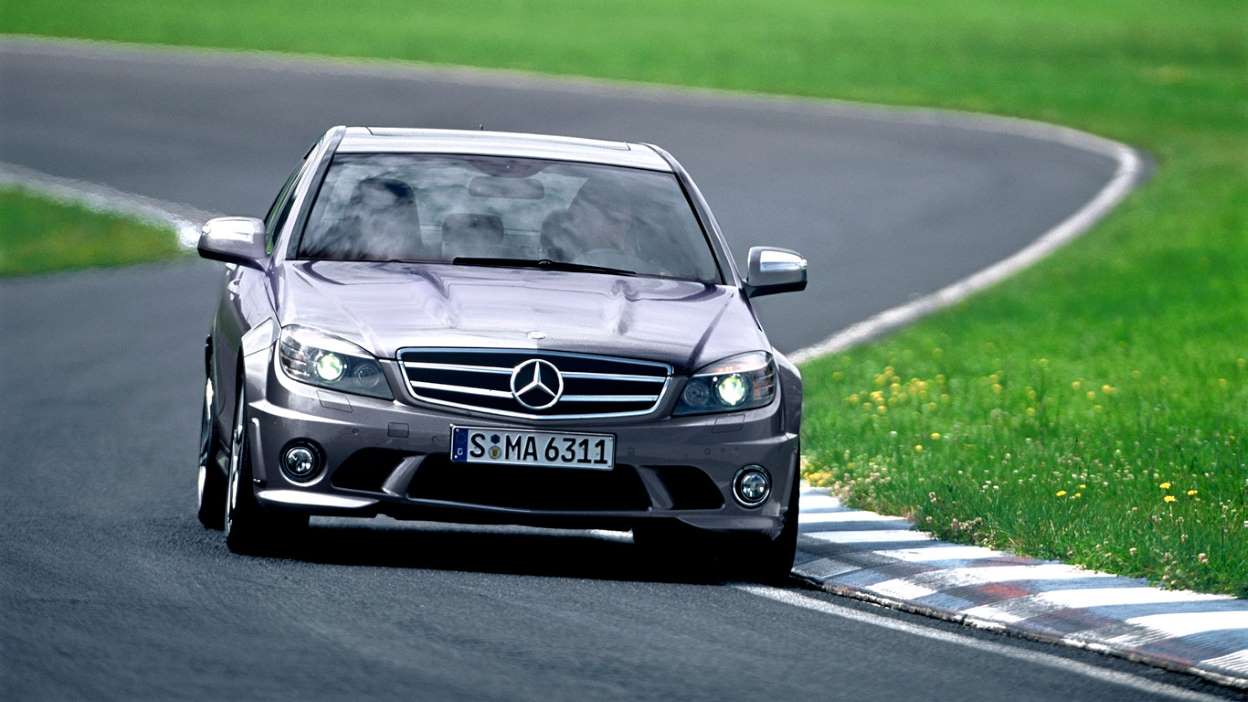 MERCEDES-BENZ C63 AMG