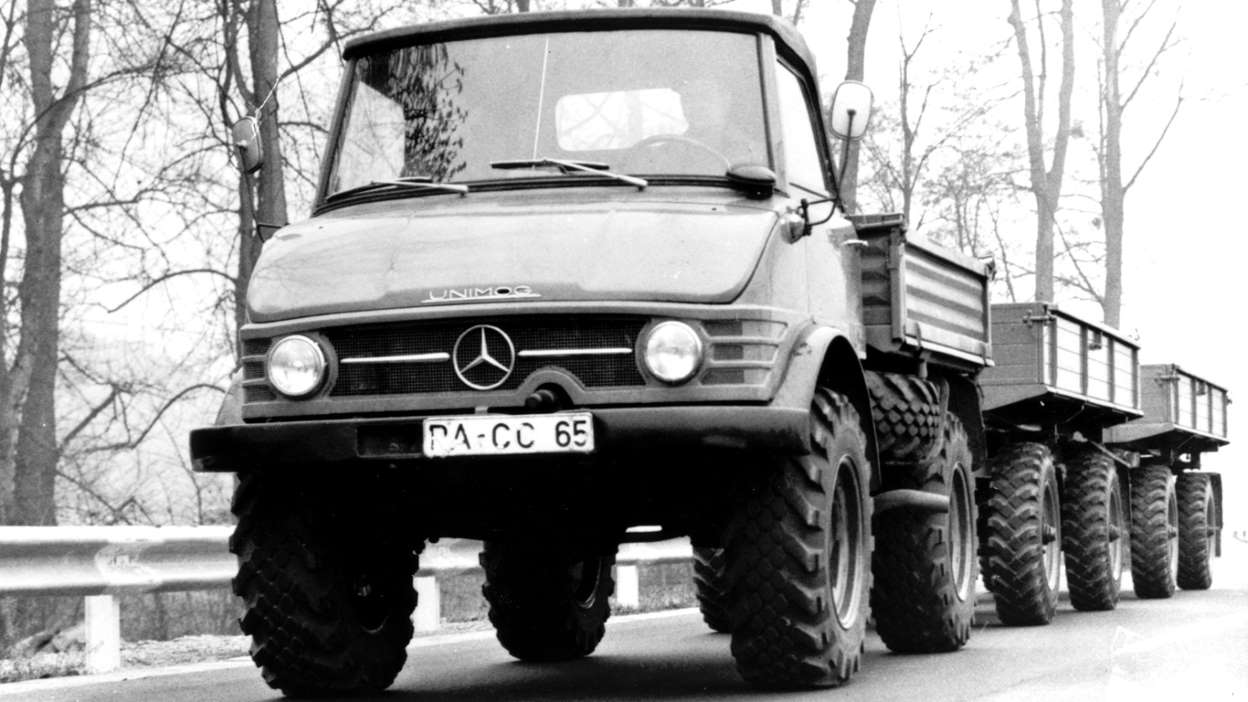 MERCEDES-BENZ UNIMOG