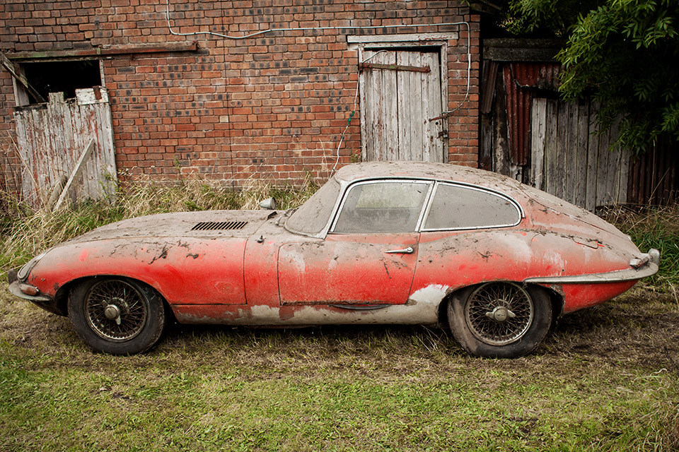 Jaguar Abandonado