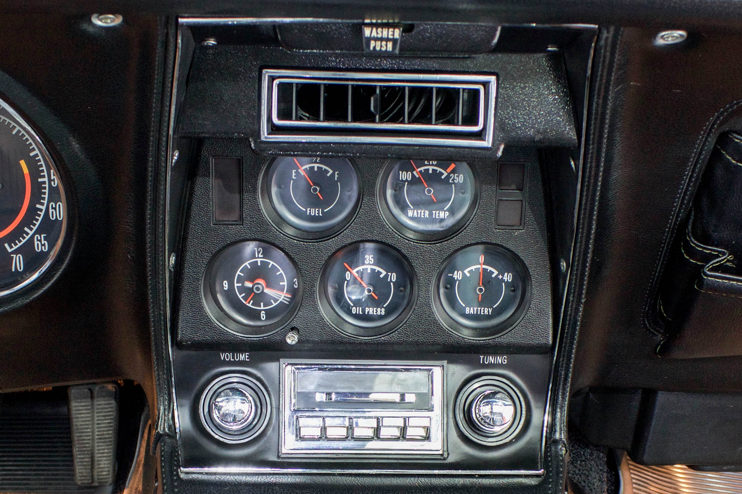 1972 Corvette Stingray Targa interior