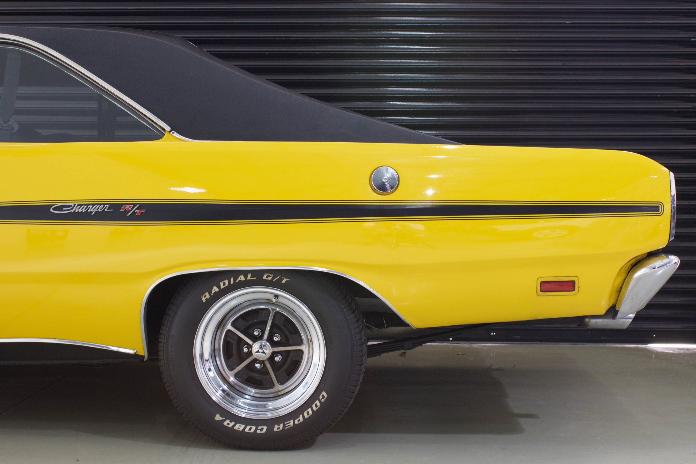 1975 Dodge Charger R/T Amarelo