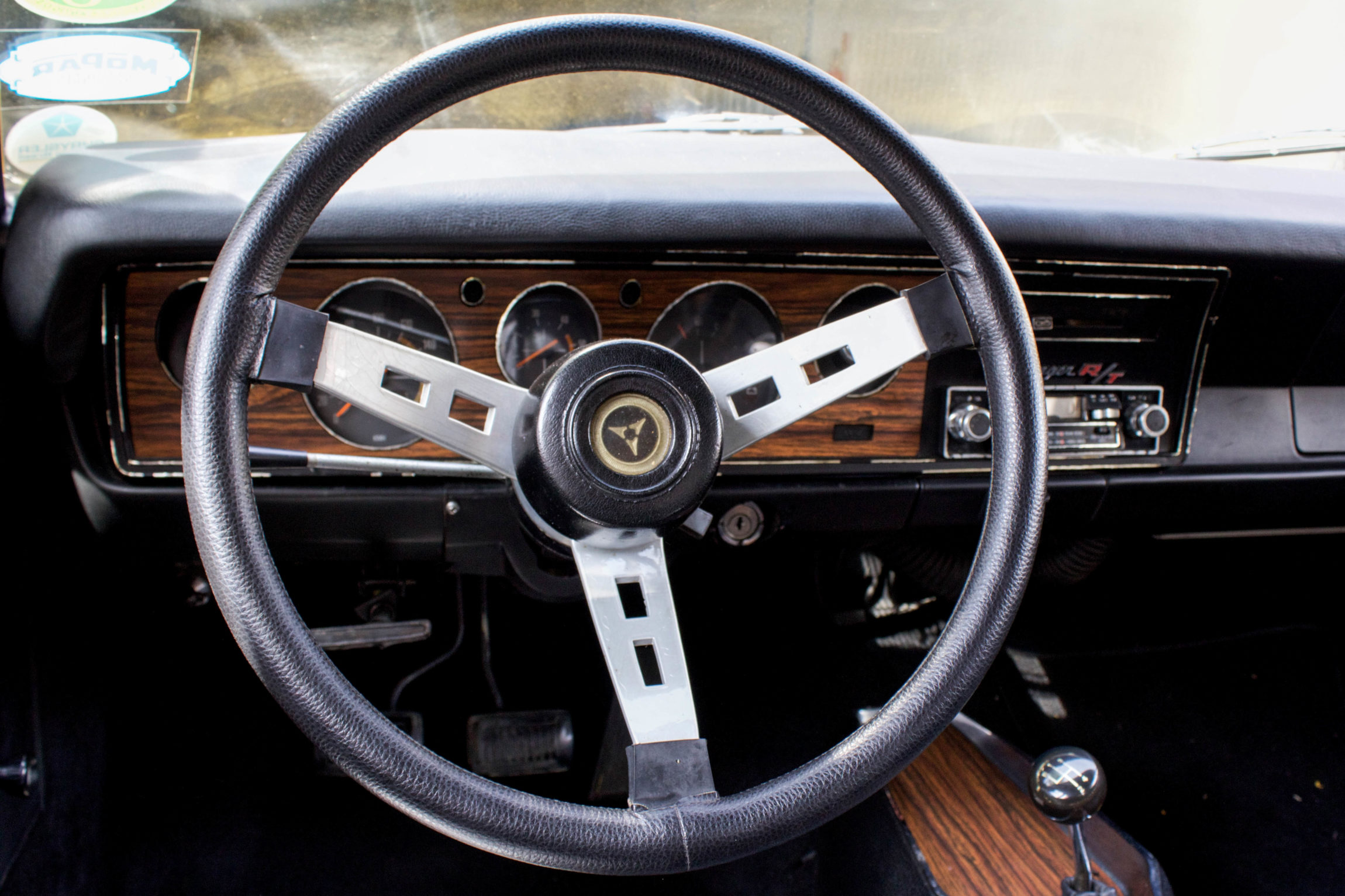 1975 Dodge Charger R/T Amarelo