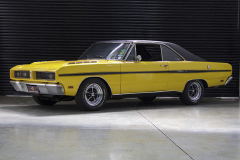 1975 Dodge Charger R/T Amarelo