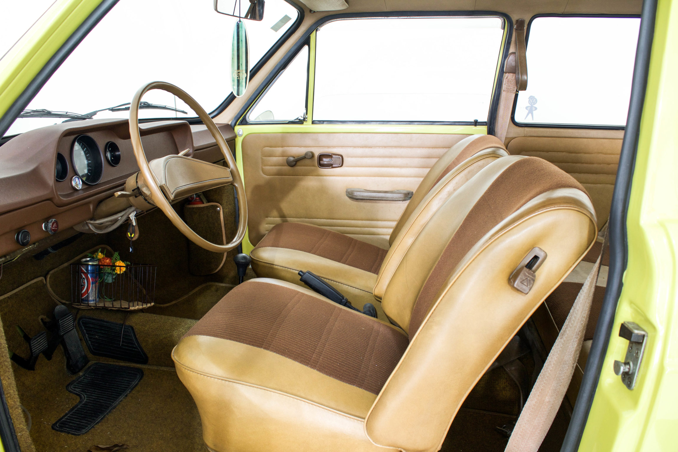 1977-vw-brasília-thegarage