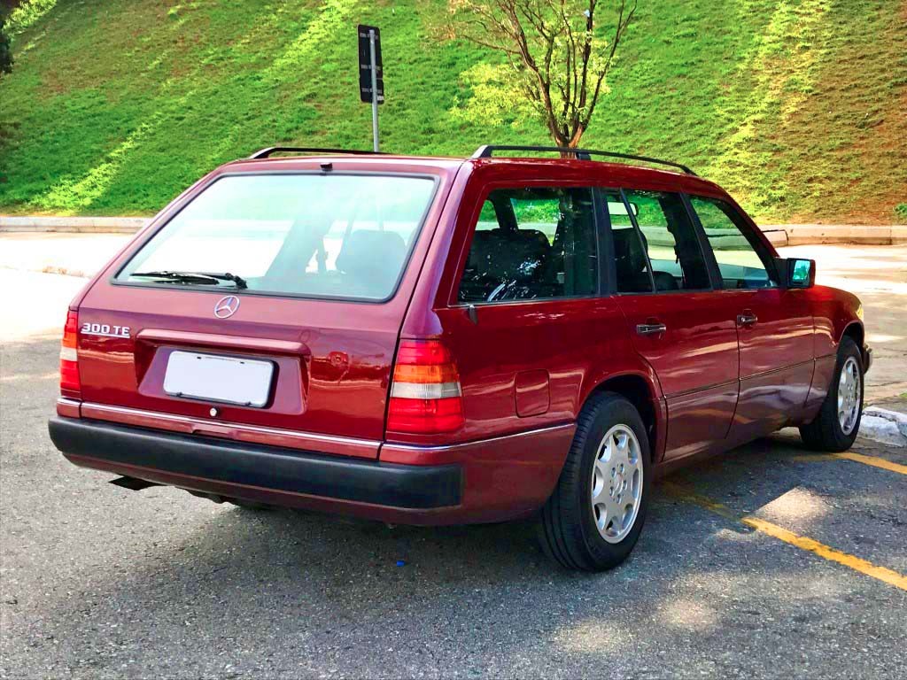 1991-Mercedes-benz-300TE-thegarage-06