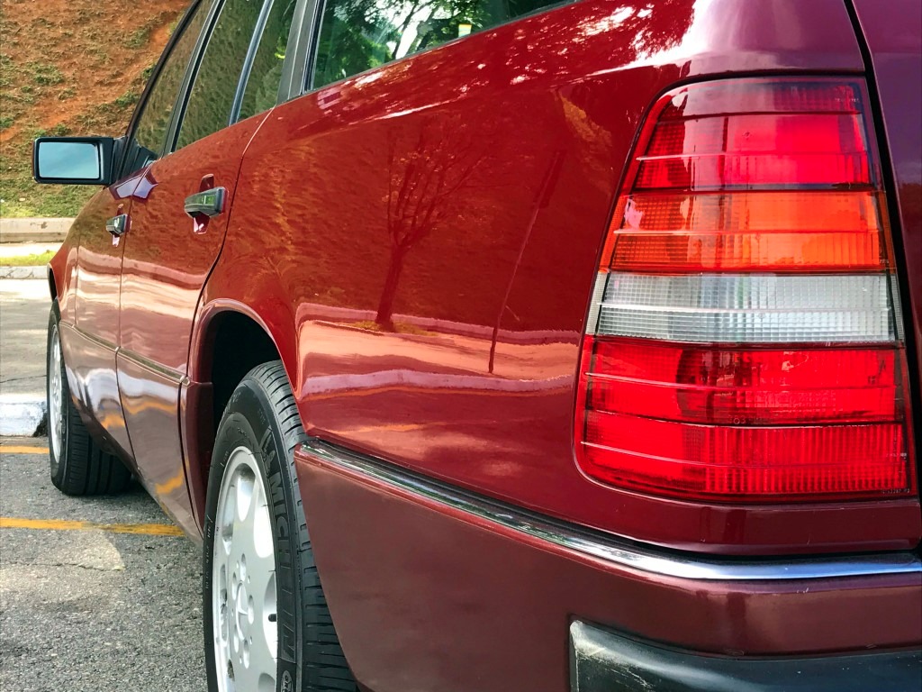 1991-Mercedes-benz-300TE-thegarage-10