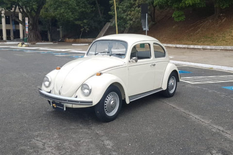 1975-Vw-Fusca-Thegarage-36