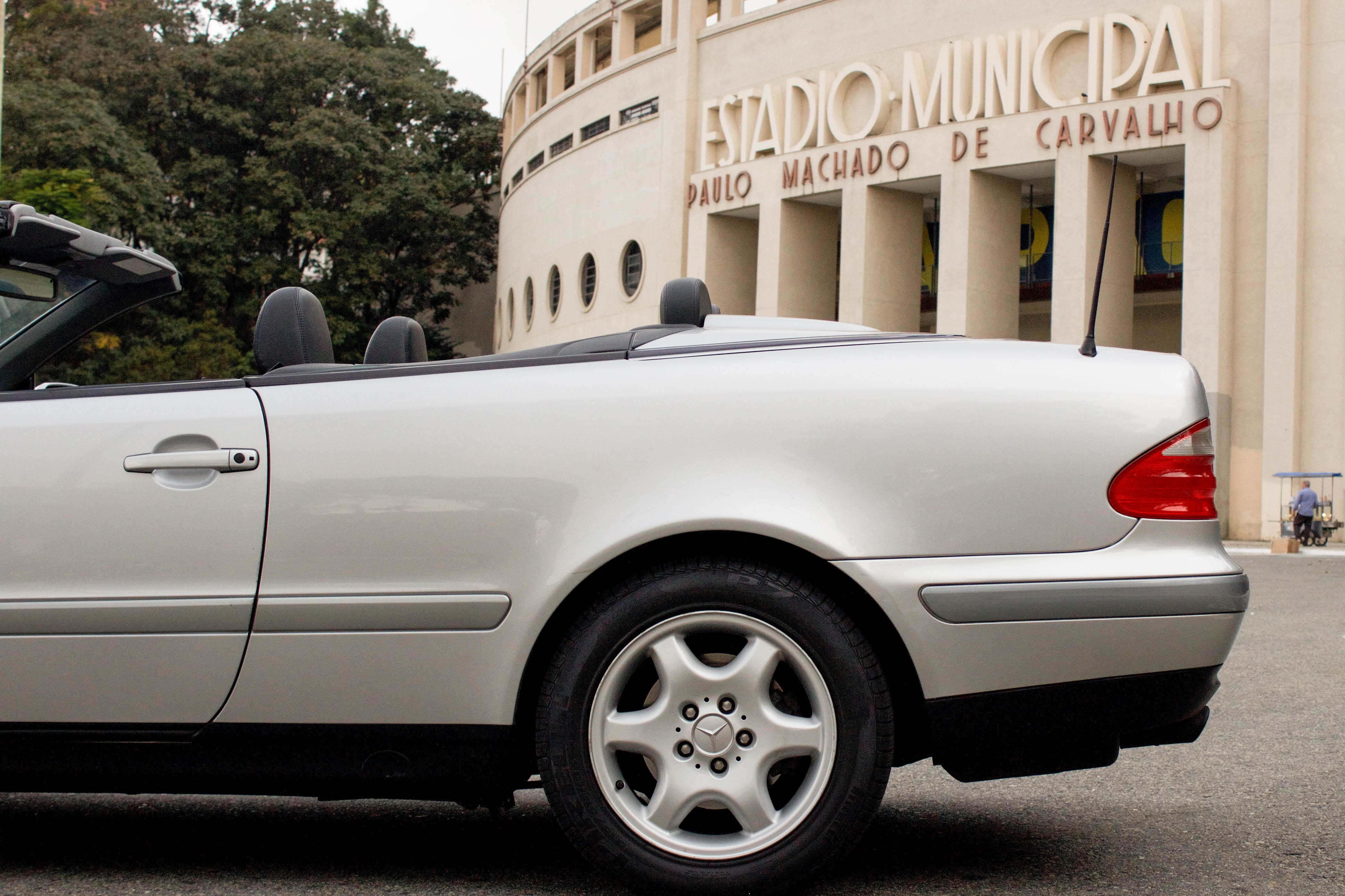 Mercedes-Benz-CLK320-Cabriolet