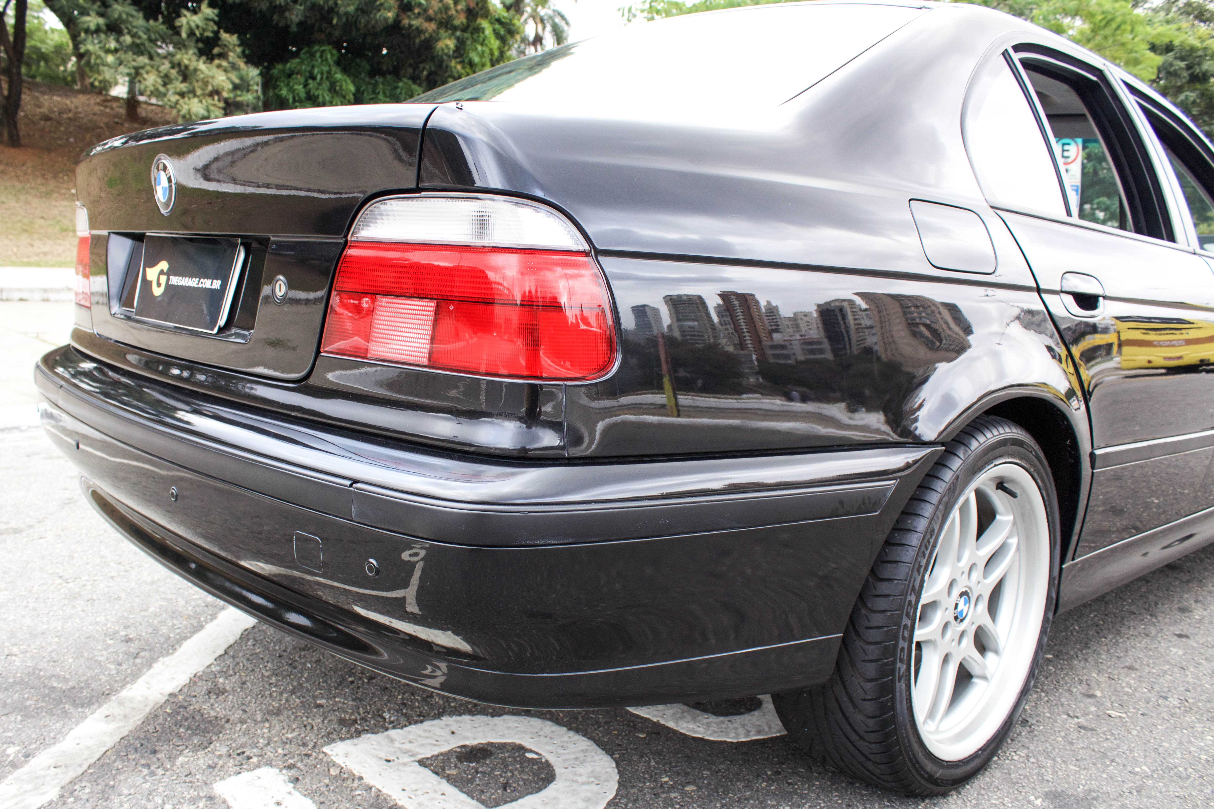 BMW-528i-E39