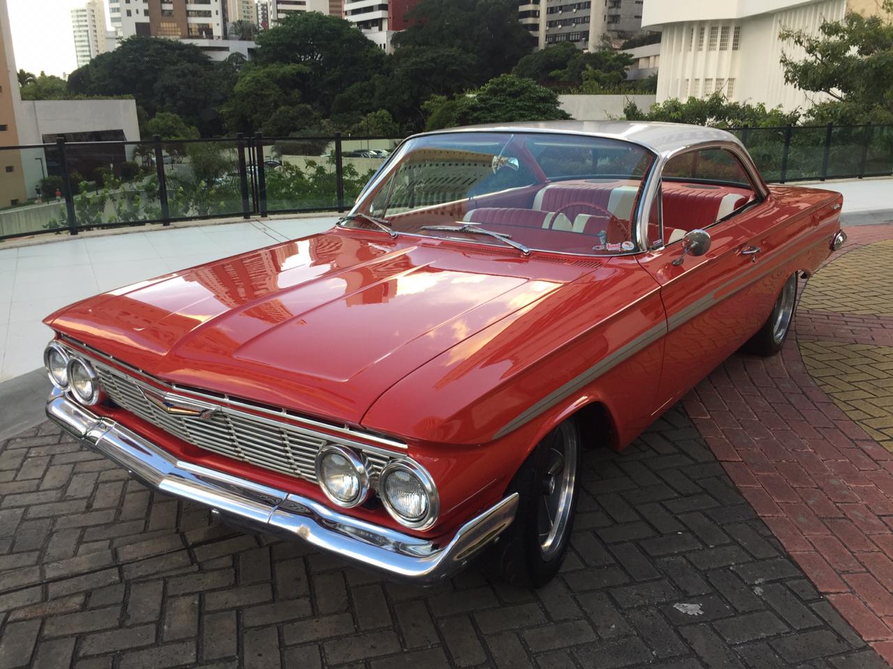 1961 Chevrolet Belair 2 Portas Sem Coluna a venda carro antigo