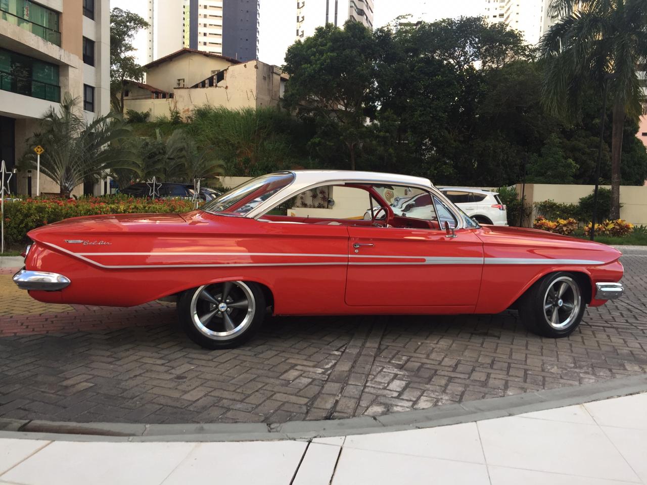 1961 Chevrolet Belair 2 Portas Sem Coluna a venda carro antigo