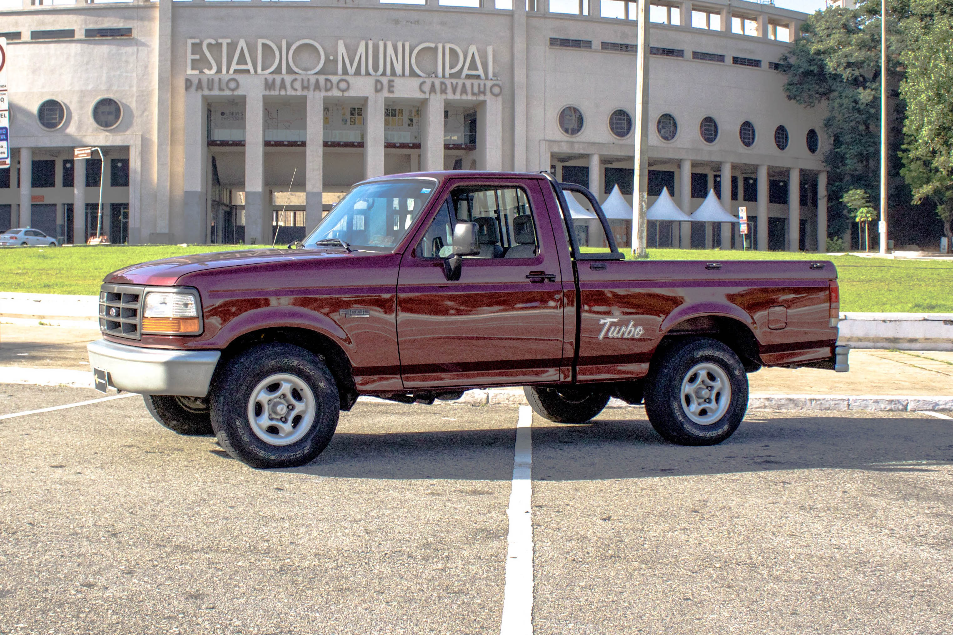 1998 Ford F1000 Turbo XL