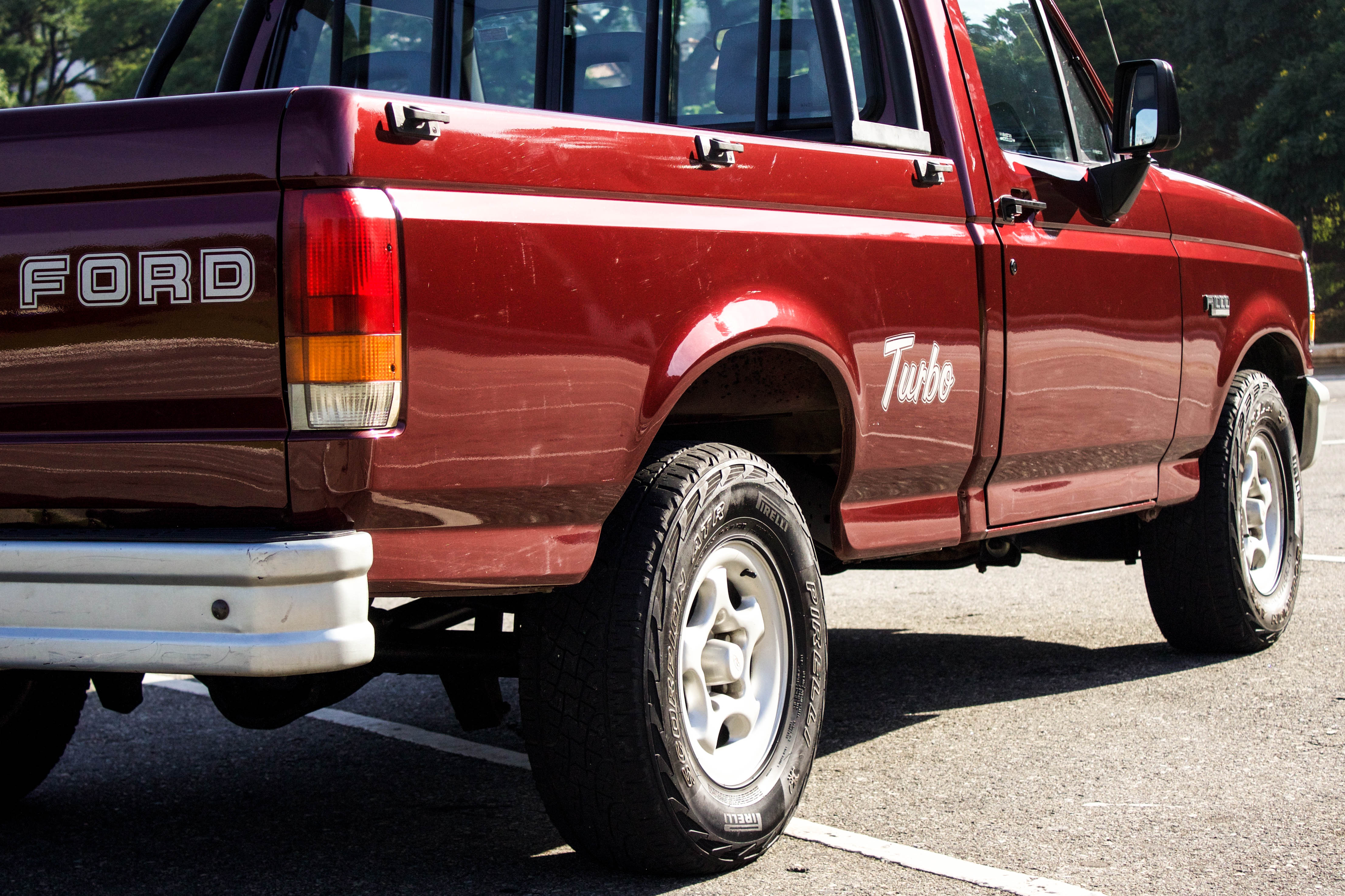 1998 Ford F1000 Turbo XL