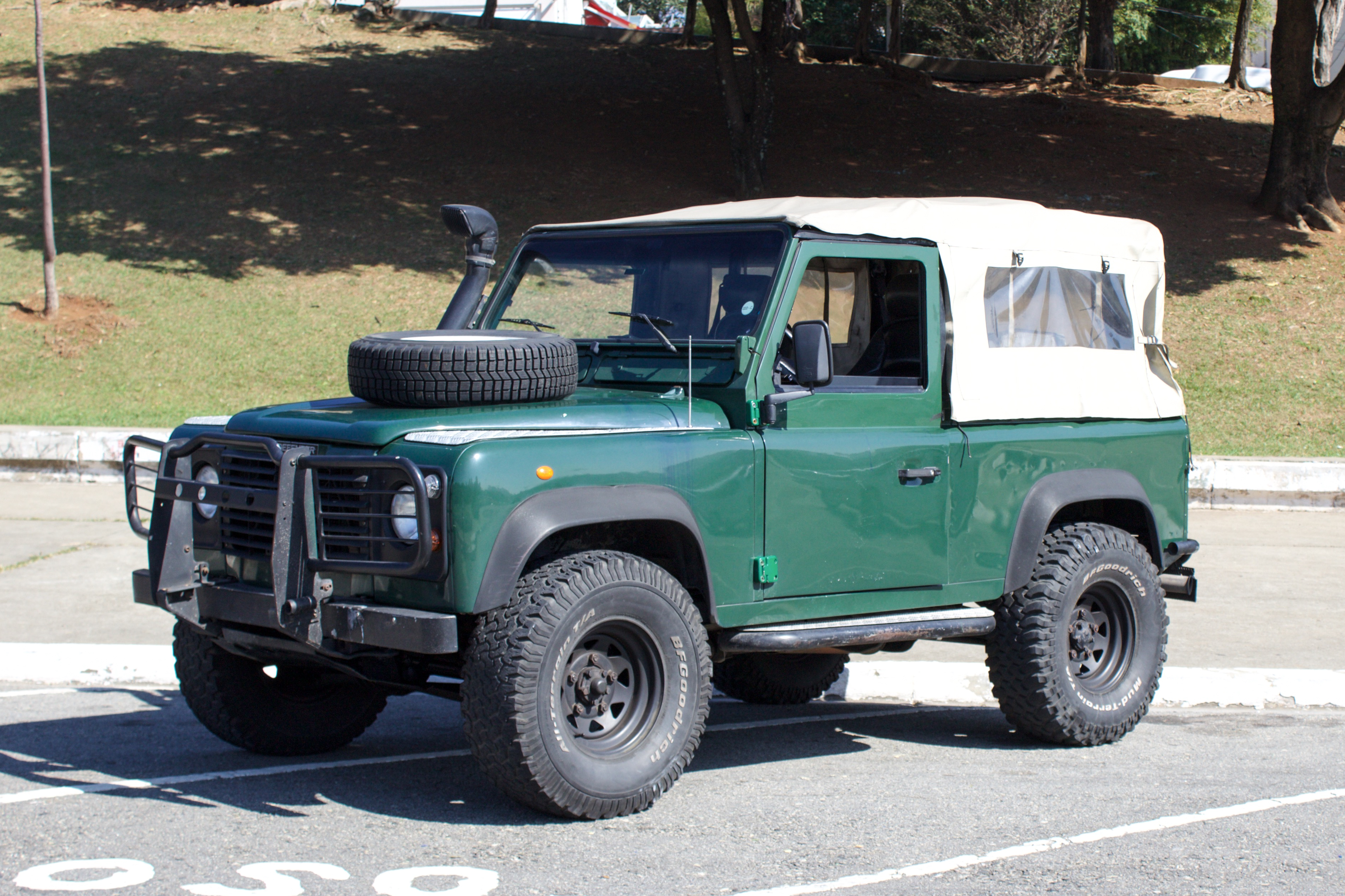 1997 Land Rover Defender Soft Top