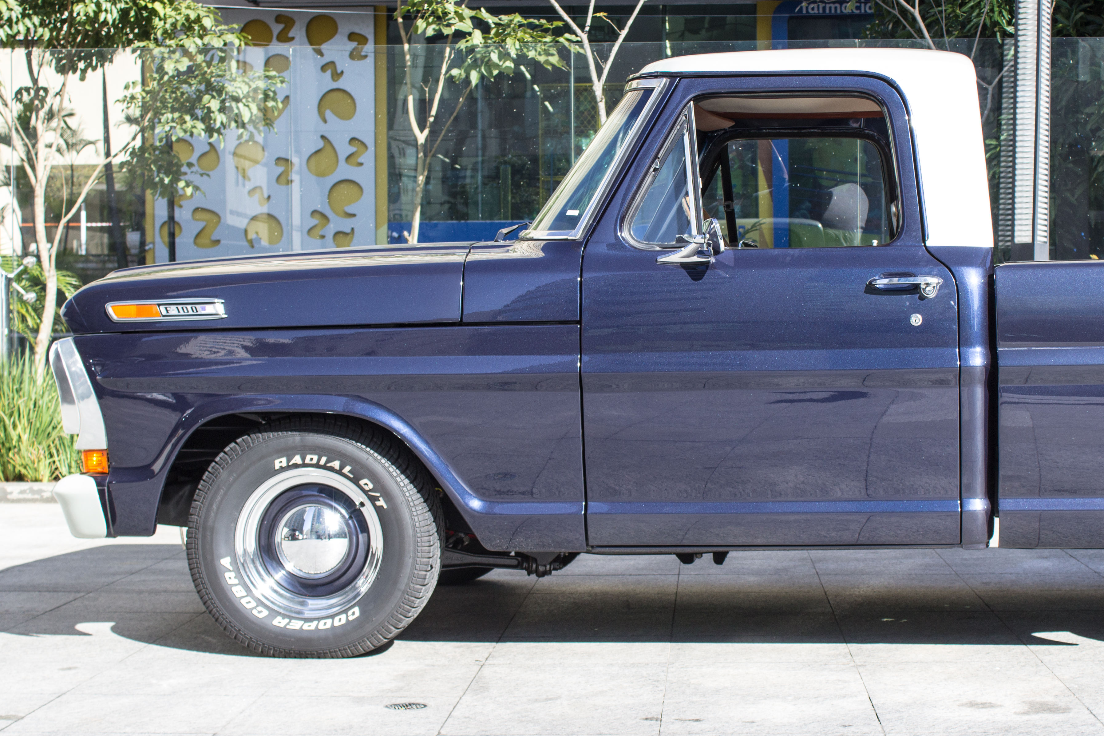 1978 Ford F100a venda na loja de carros antigos The garage