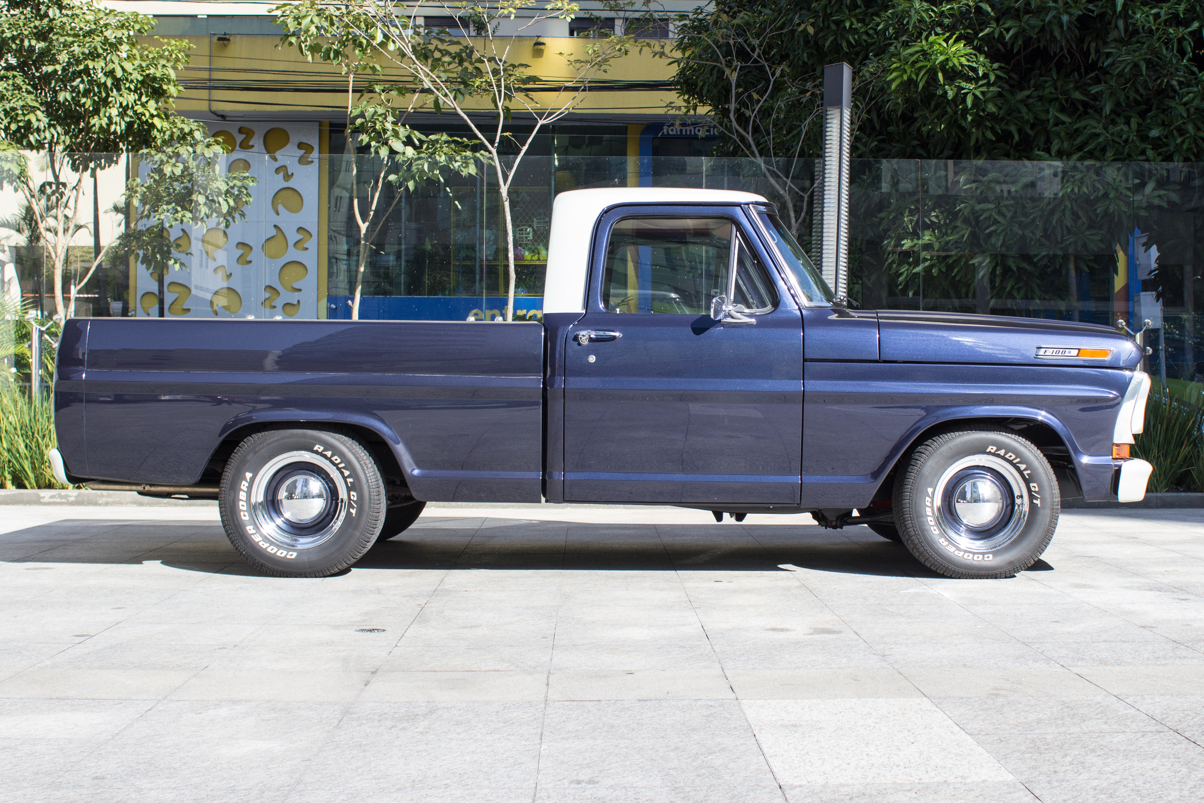 1978 Ford F100a venda na loja de carros antigos The garage