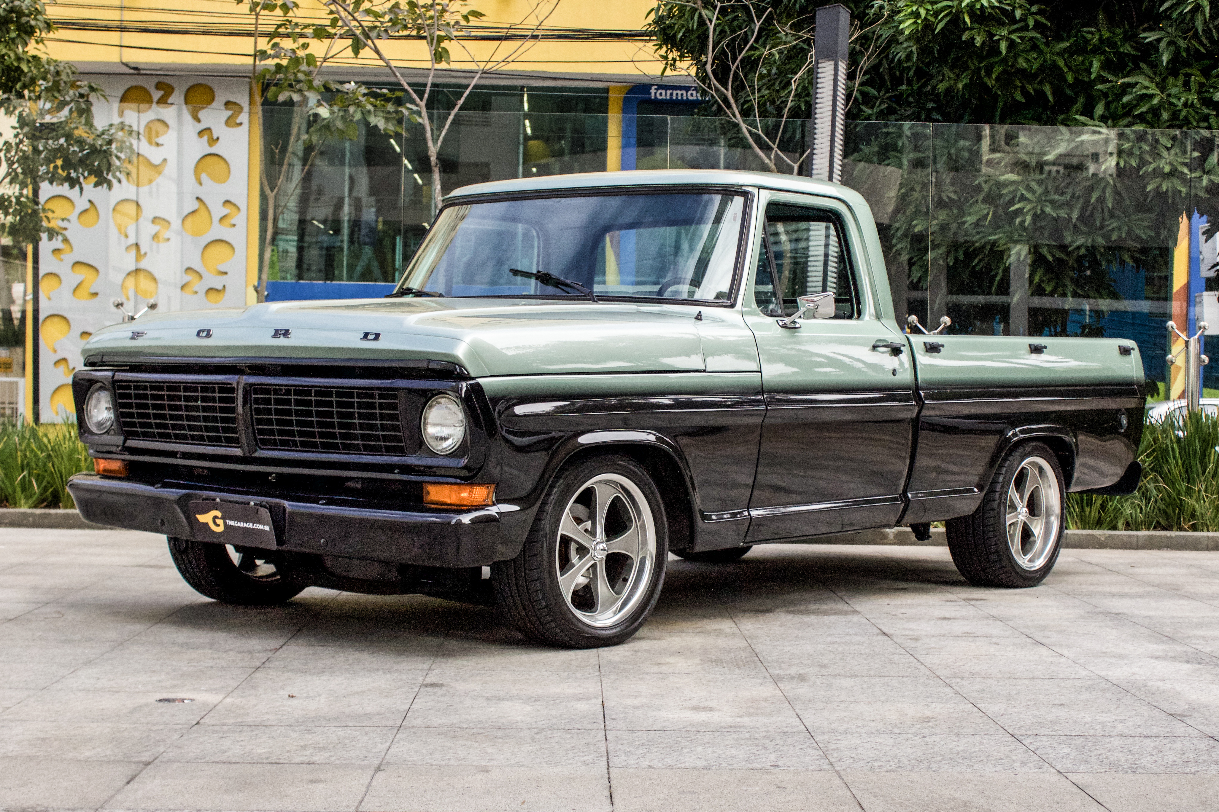 1986 Ford F100 V8 Custom