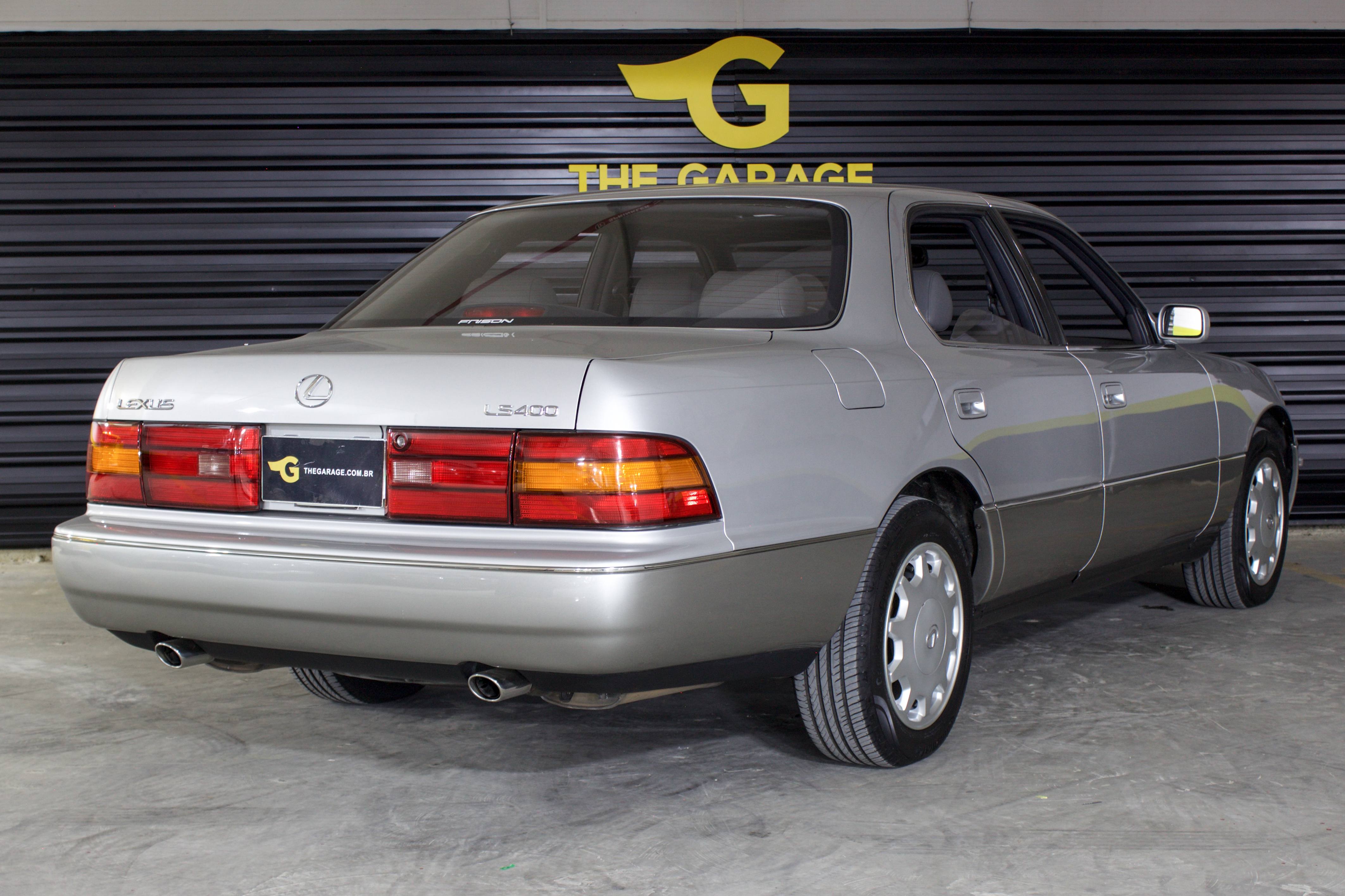 1991 Lexus LS 400