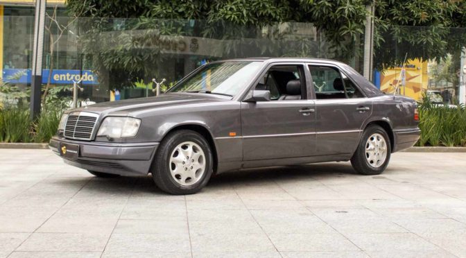 1995 Mercedes Benz E320