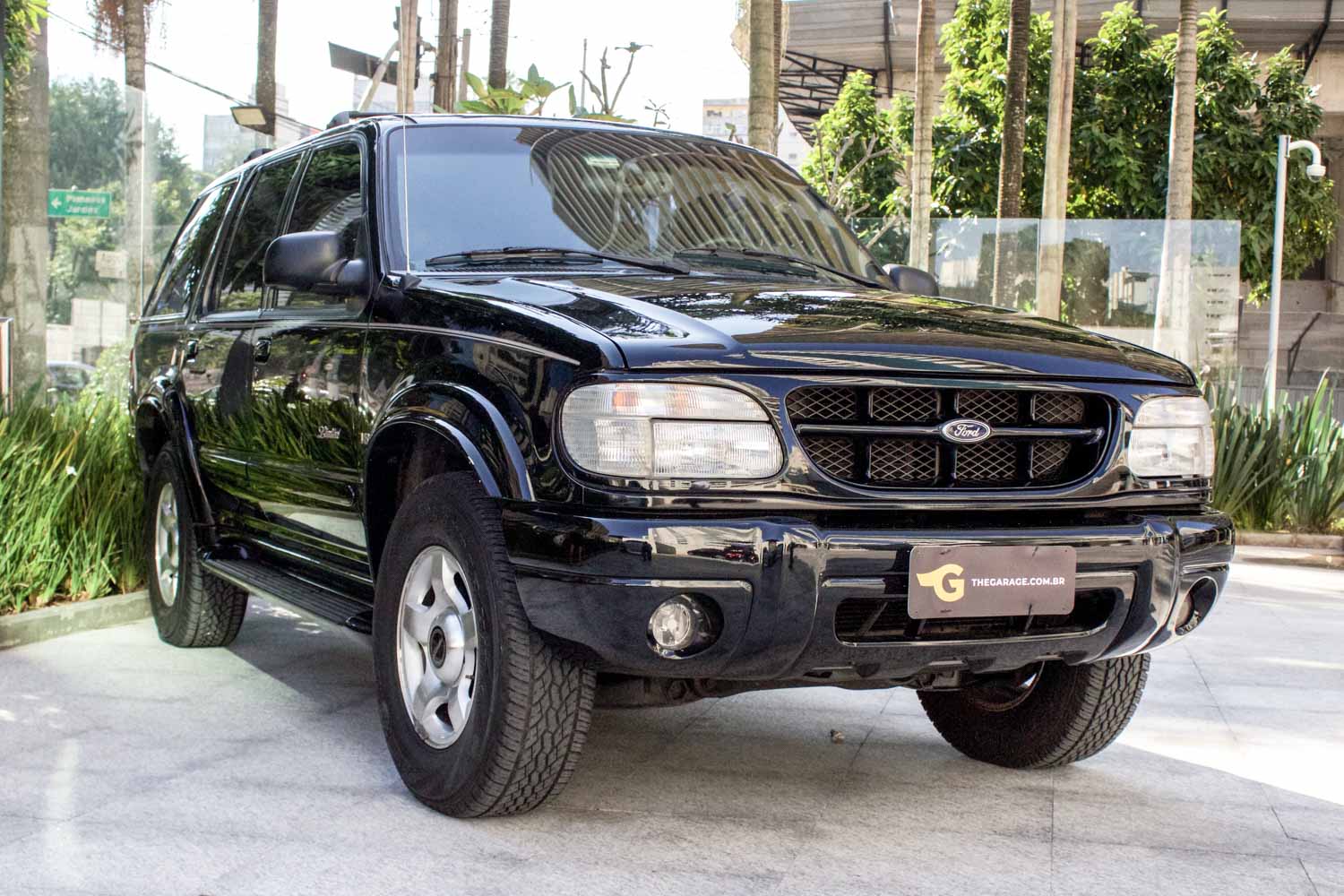 2000 Ford Explorer Limited V8