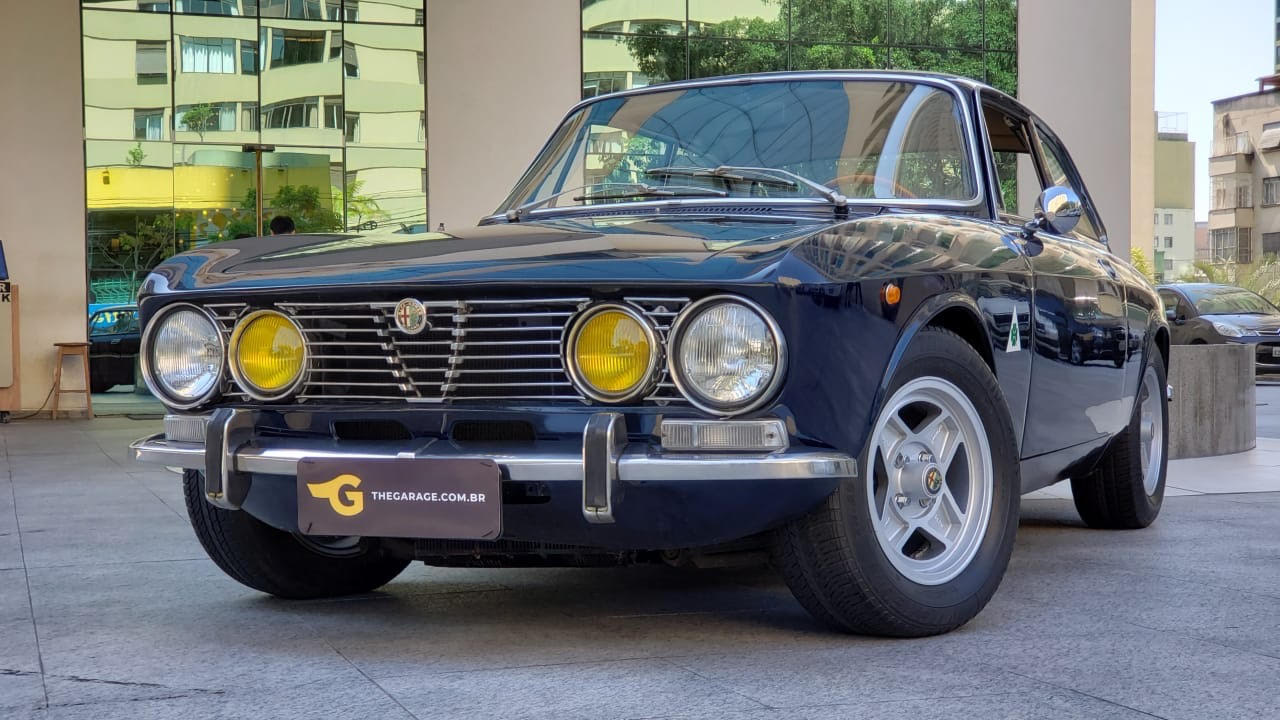 1974 Alfa Romeo GTV 2000