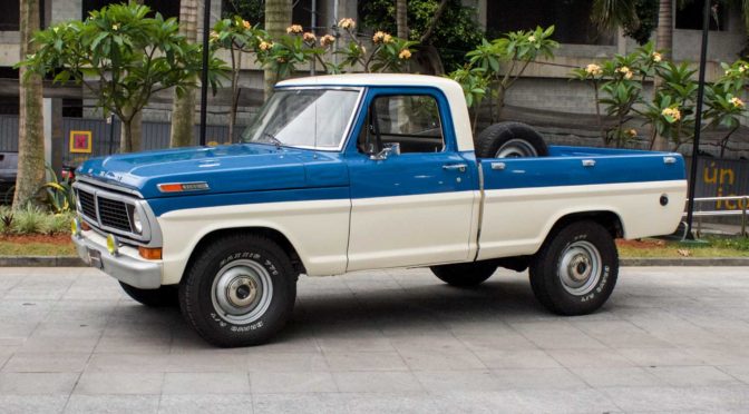 1977 Ford F100 A VENDA