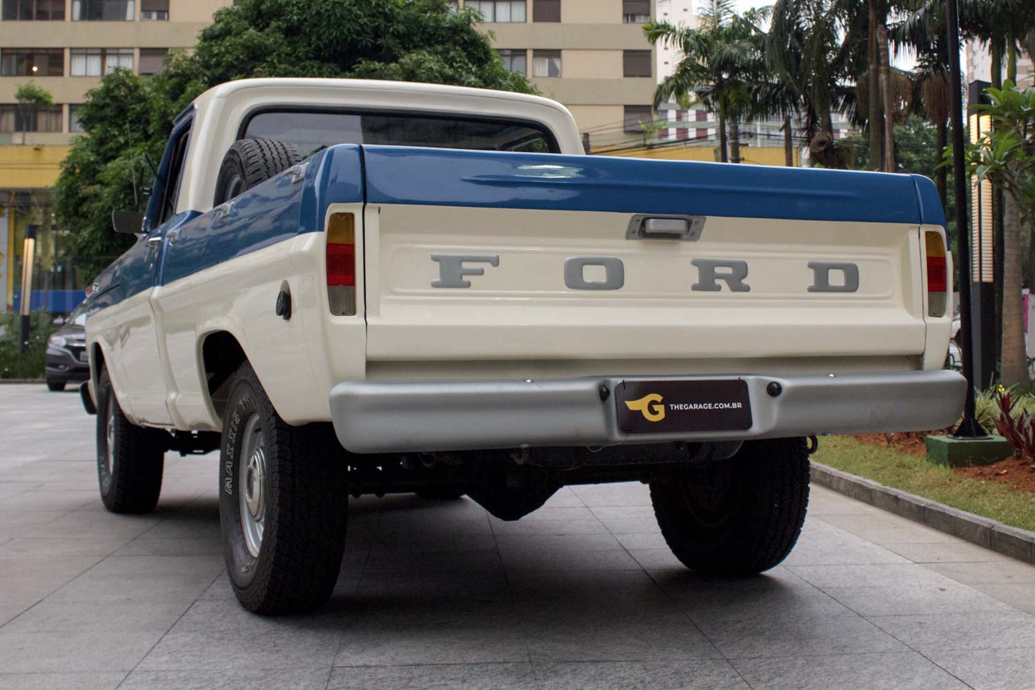 1977 Ford F100 A VENDA