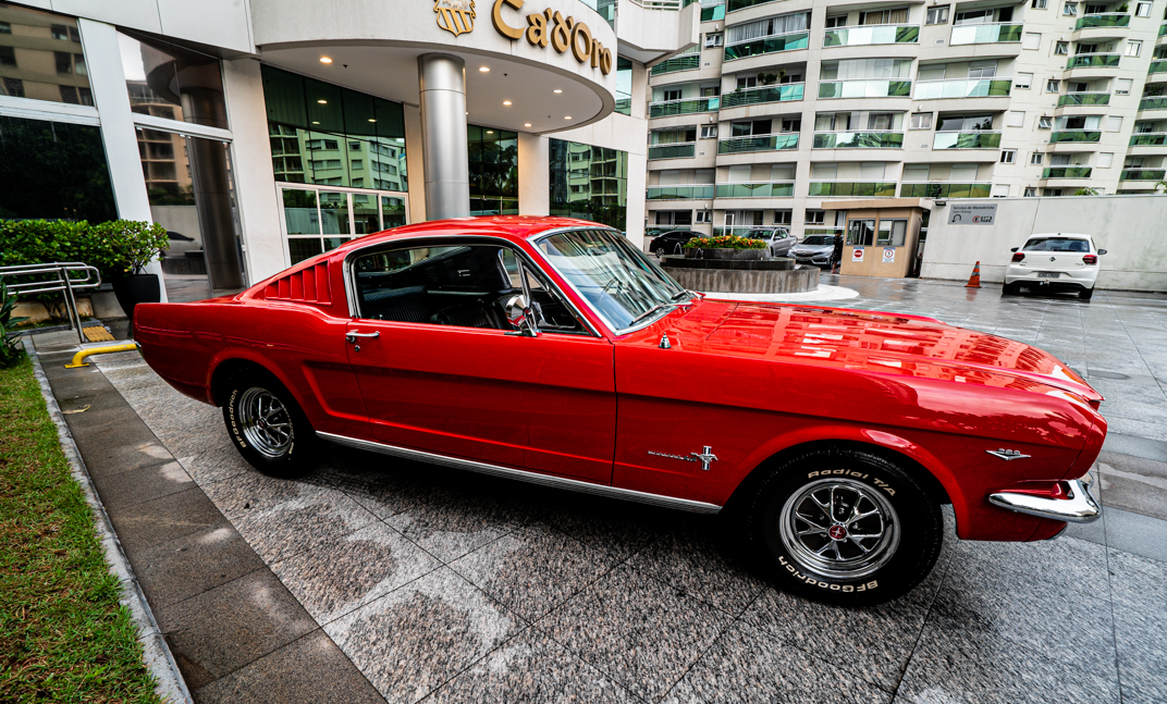 1965 Ford Mustang Fastback 2 + 2