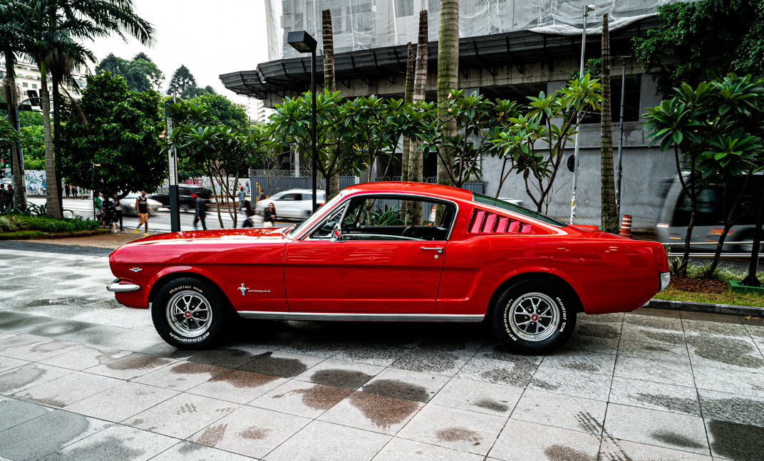 1965 Ford Mustang Fastback 2 + 2