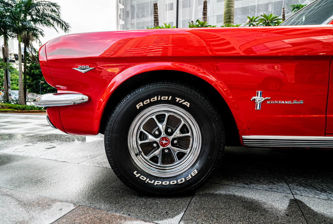 1965 Ford Mustang Fastback 2 + 2