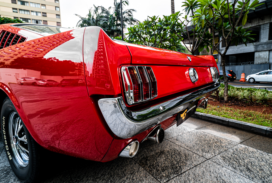 1965 Ford Mustang Fastback 2 + 2