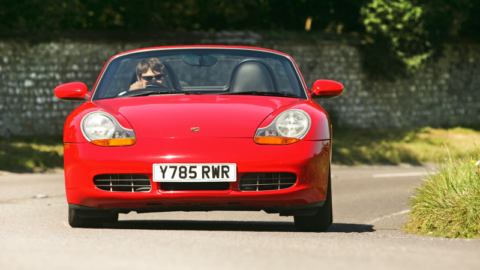 Carros clássicos pouco valorizados da década de 1990