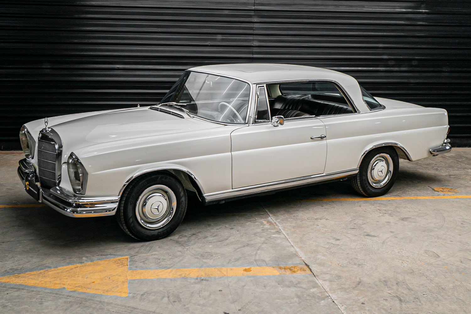 1966 Mercedes Benz 250 SE Coupé (Charuto)