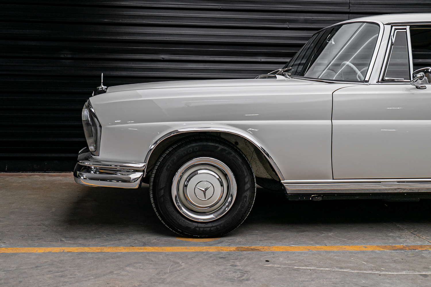 1966 Mercedes Benz 250 SE Coupé (Charuto)