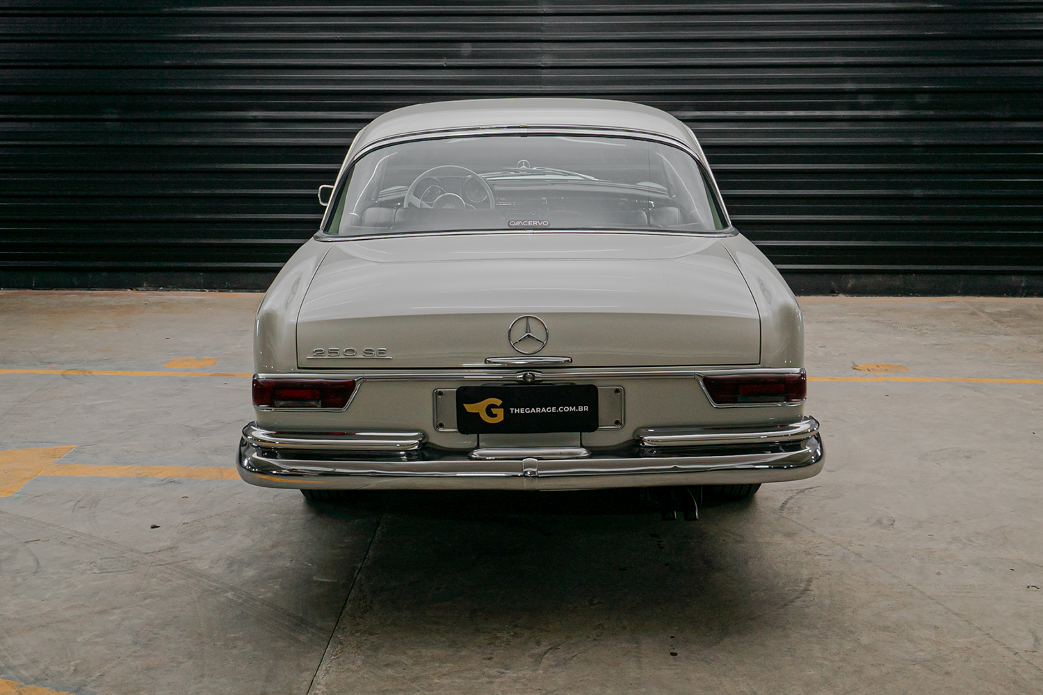 1966 Mercedes Benz 250 SE Coupé (Charuto)