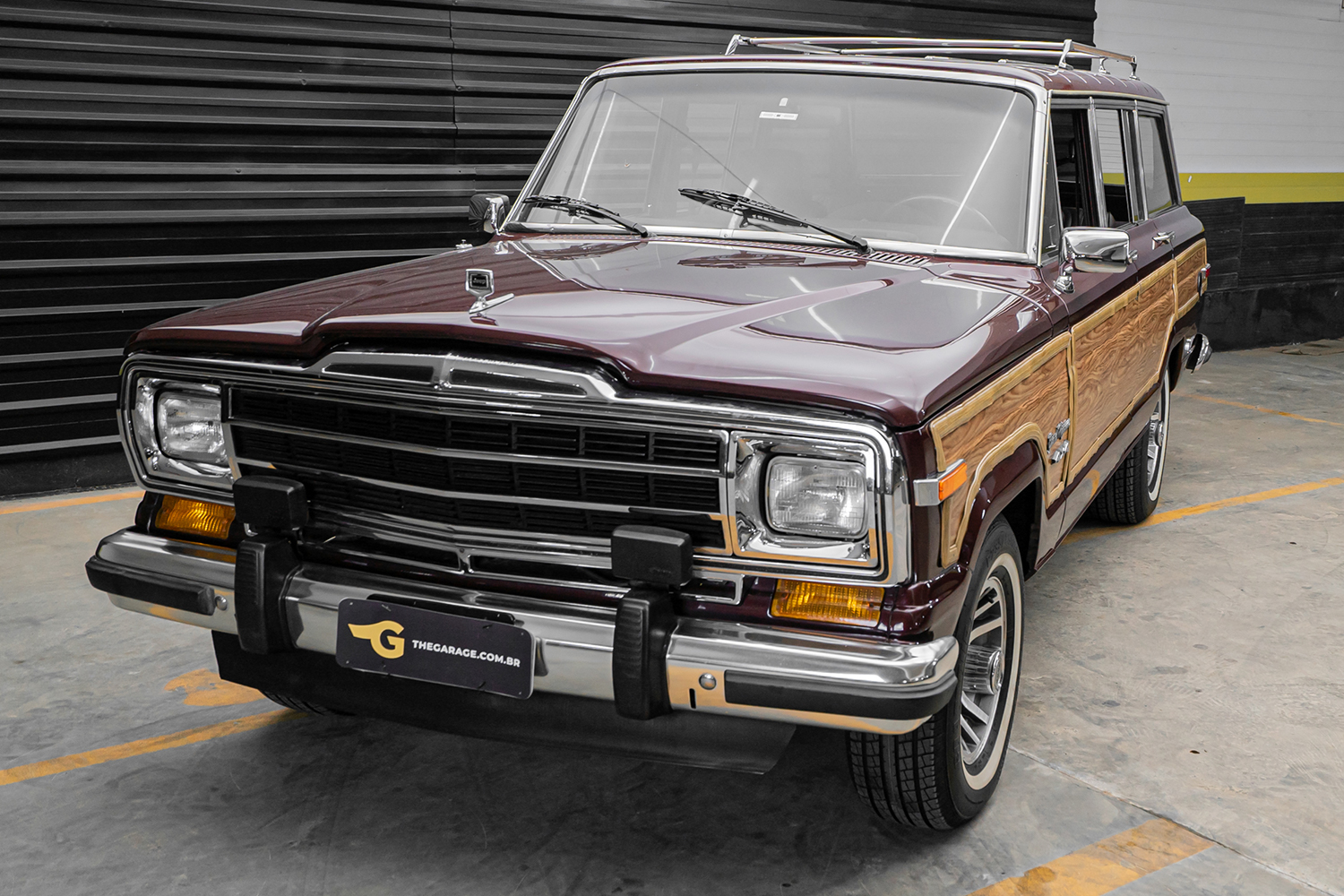 1990 Jeep Grand Wagoneer