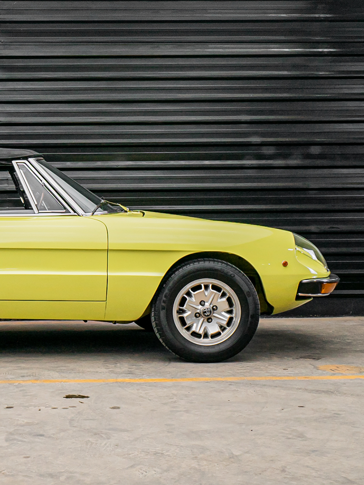 1974 Alfa Romeo Spider 2000