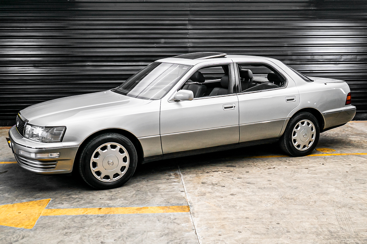 1991 Lexus LS 400