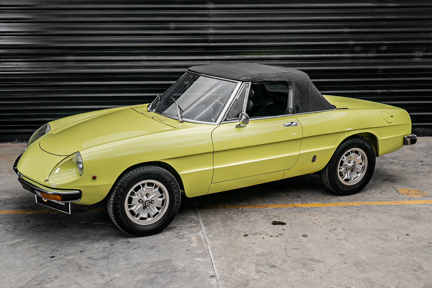 1974 Alfa Romeo Spider 2000