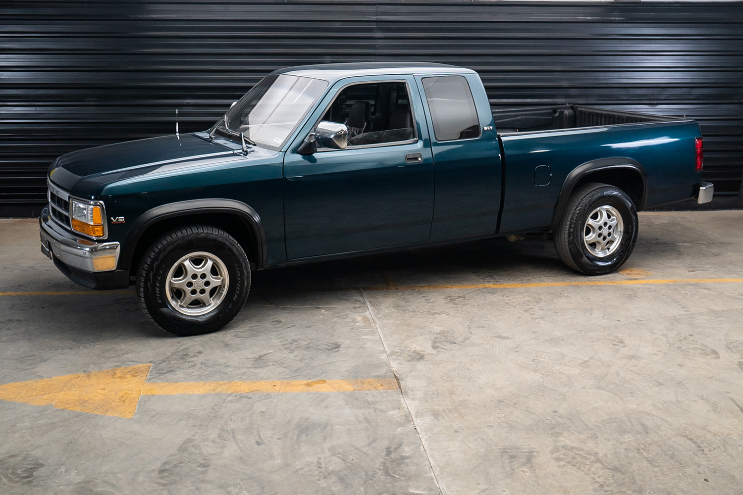 1995 DODGE DAKOTA SLT 4X4 V8 MAGNUM