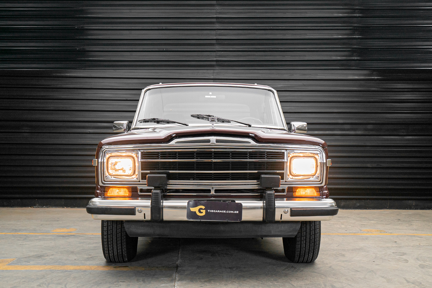 1990 Jeep Grand Wagoneer