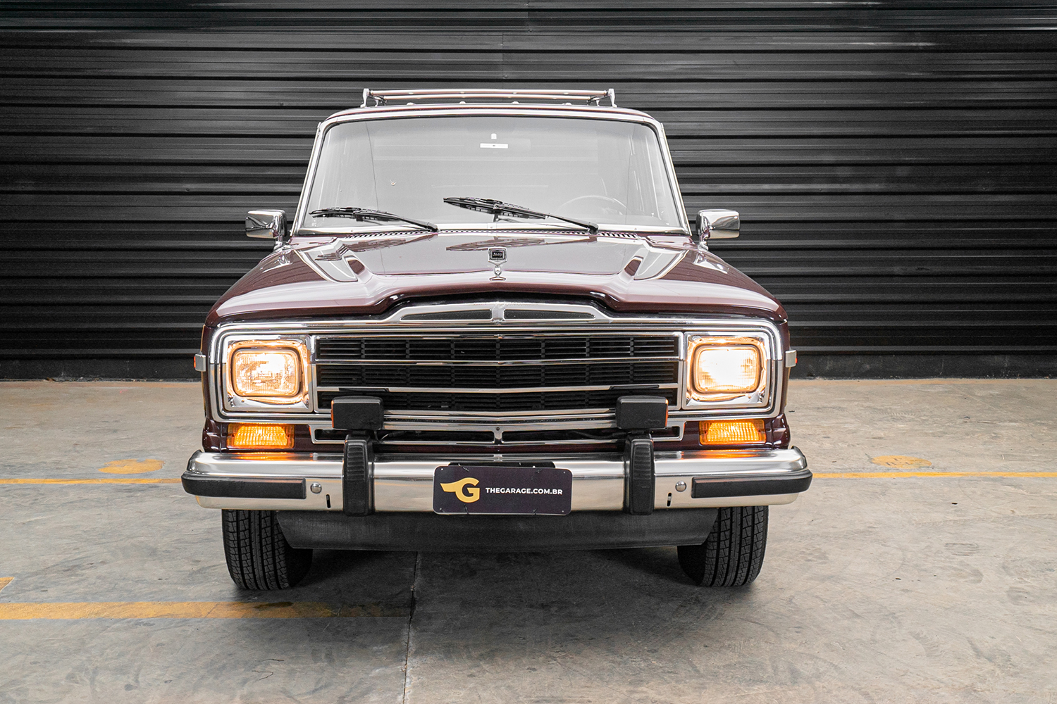 1990 Jeep Grand Wagoneer