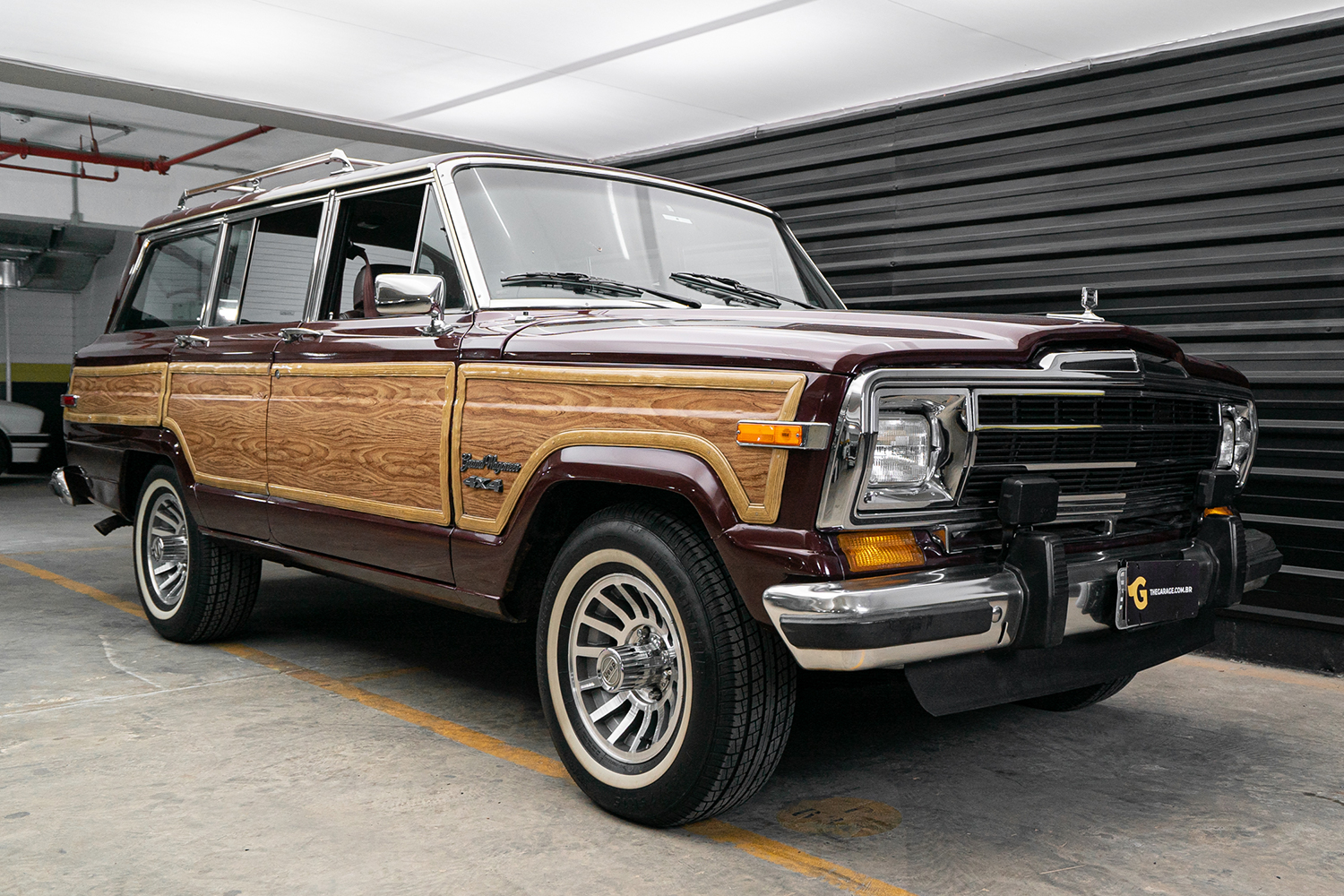 1990 Jeep Grand Wagoneer