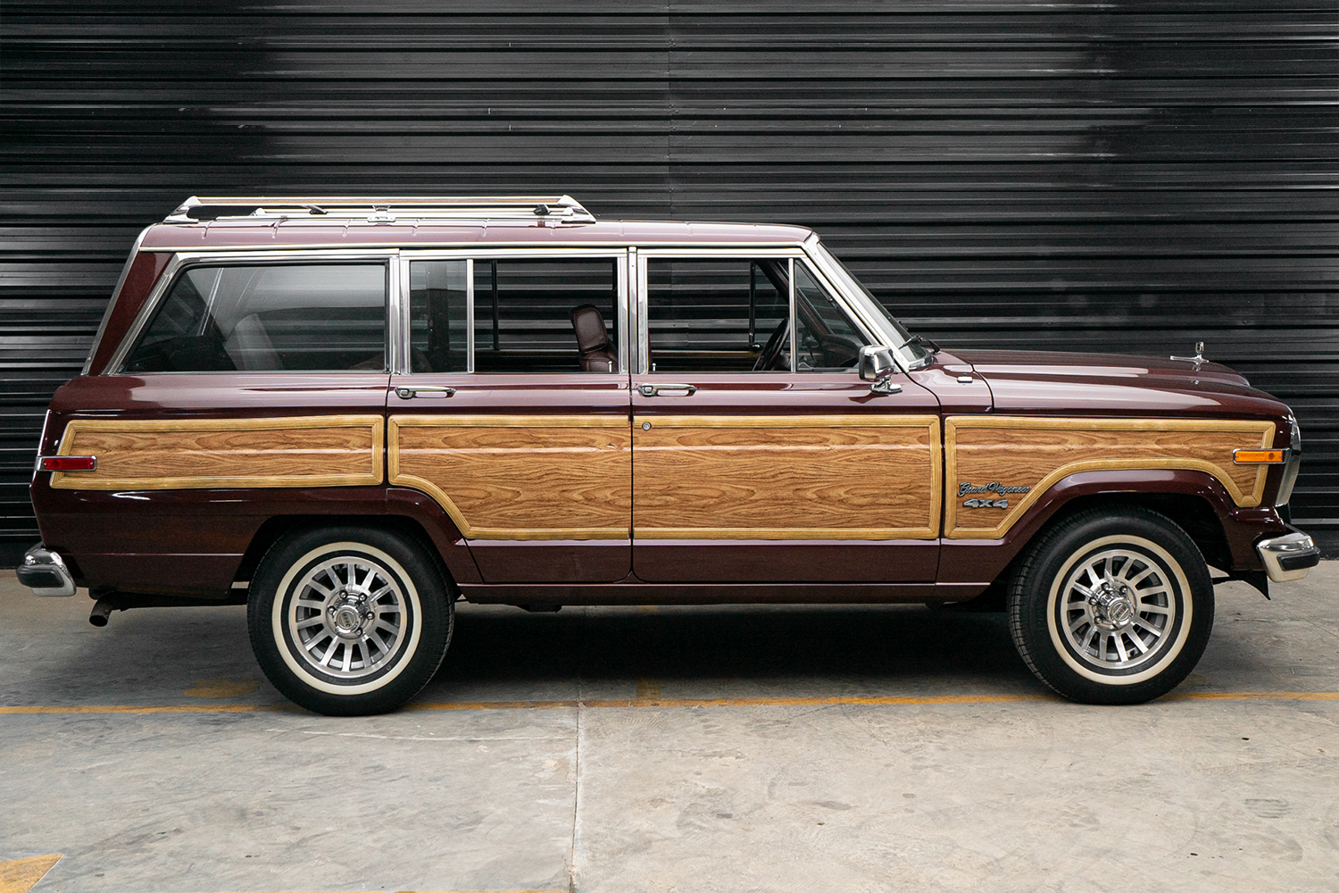 1990 Jeep Grand Wagoneer