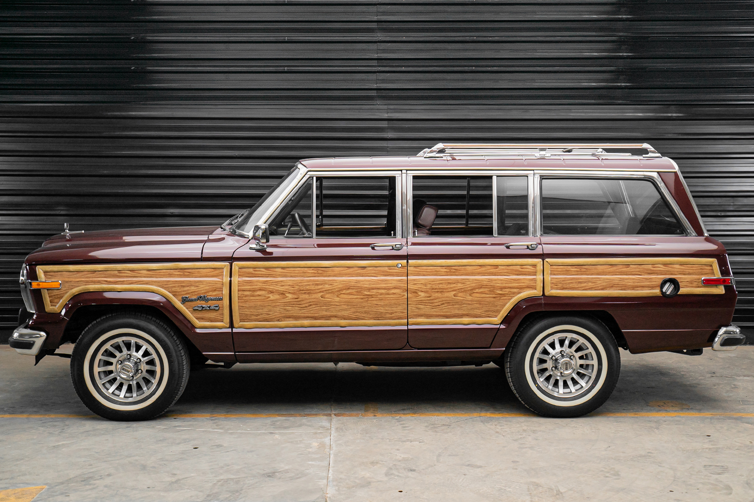 1990 Jeep Grand Wagoneer